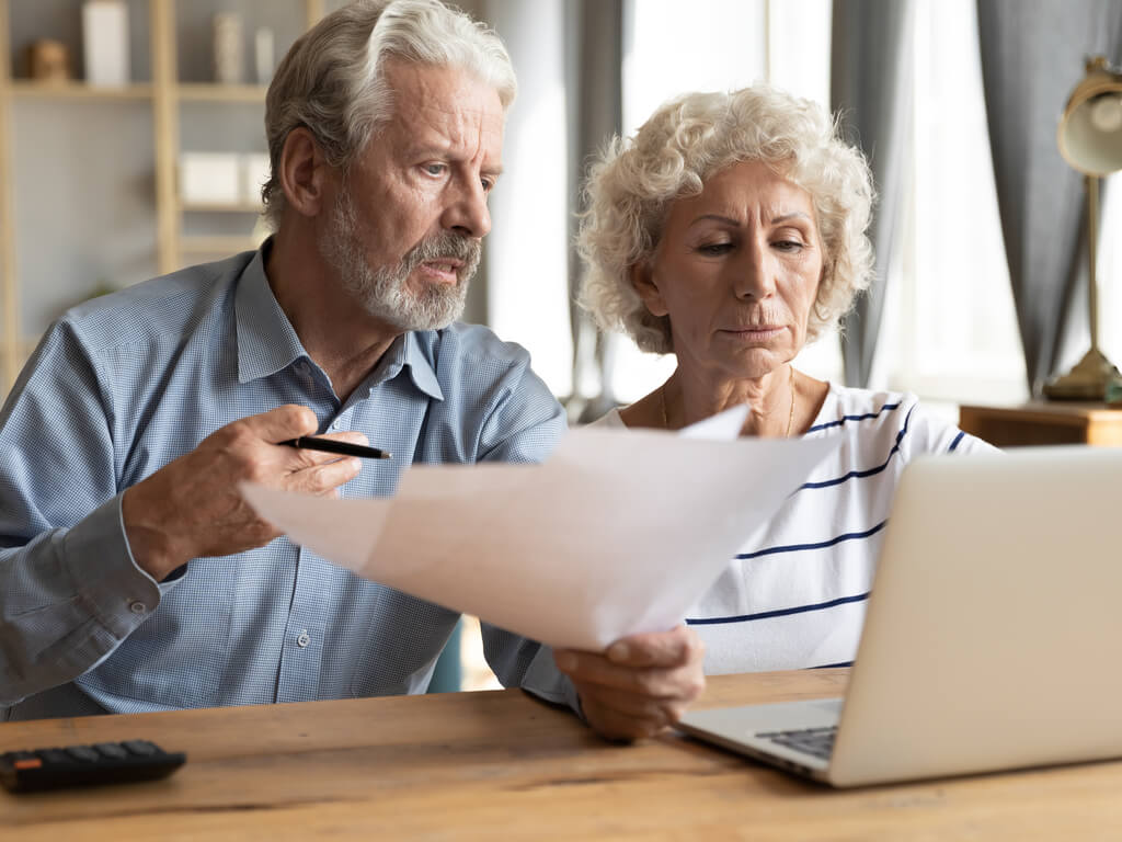 CA Medicare Advantage Search (1) A senior couple searching for a California Medicare Advantage Plan online